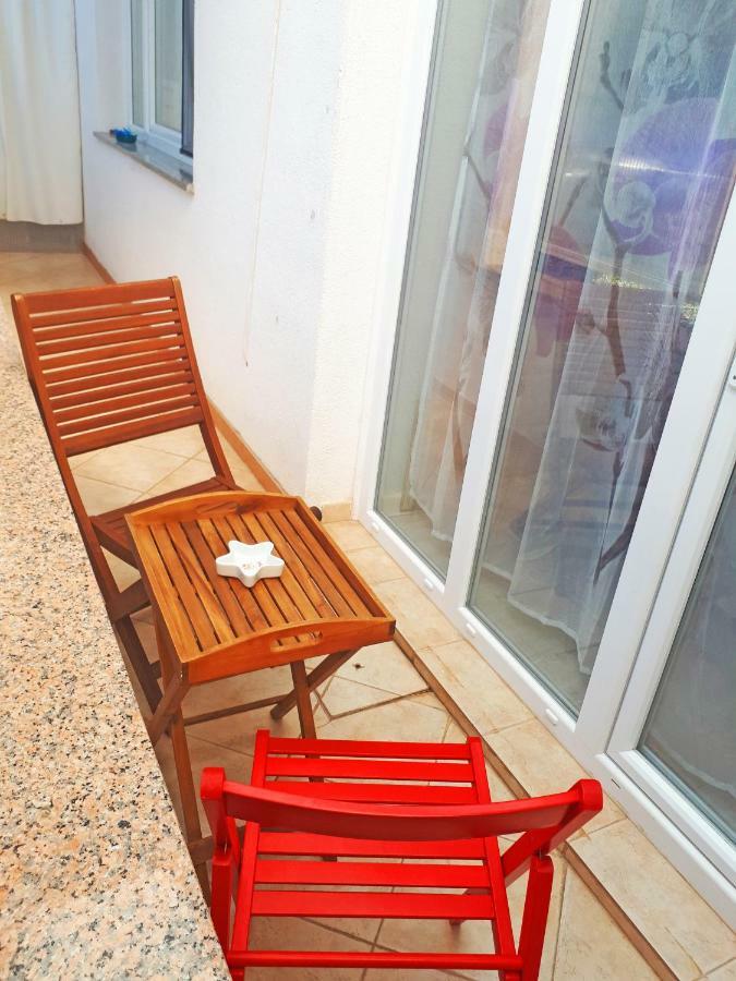 Apartment Matej Ровинско село Екстериор снимка